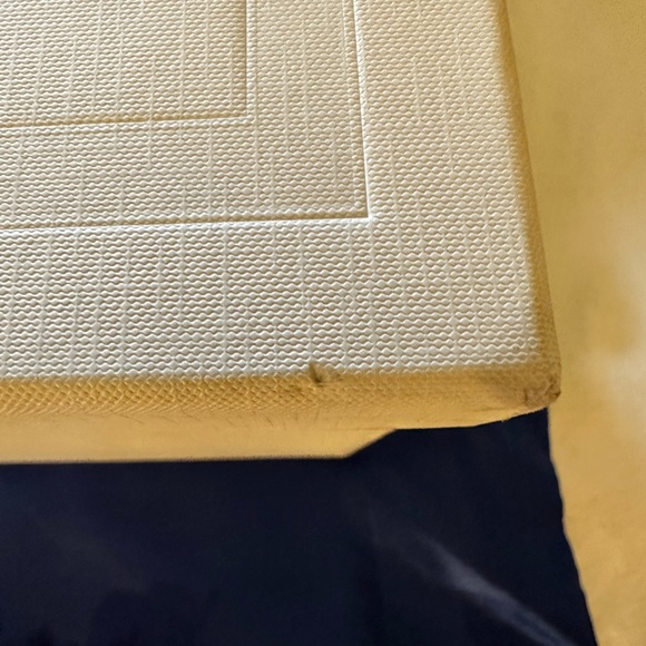 Large Celine Paper Gift Box - Picture 12 of 13